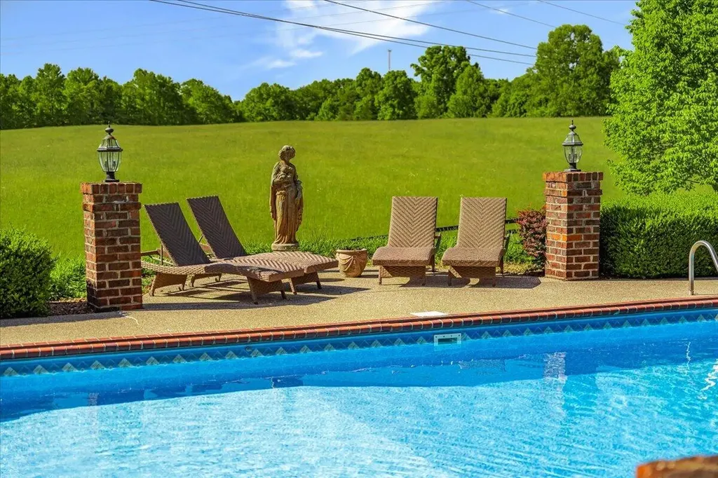 602 Cecil Wyatt Road Corbin KY 40701