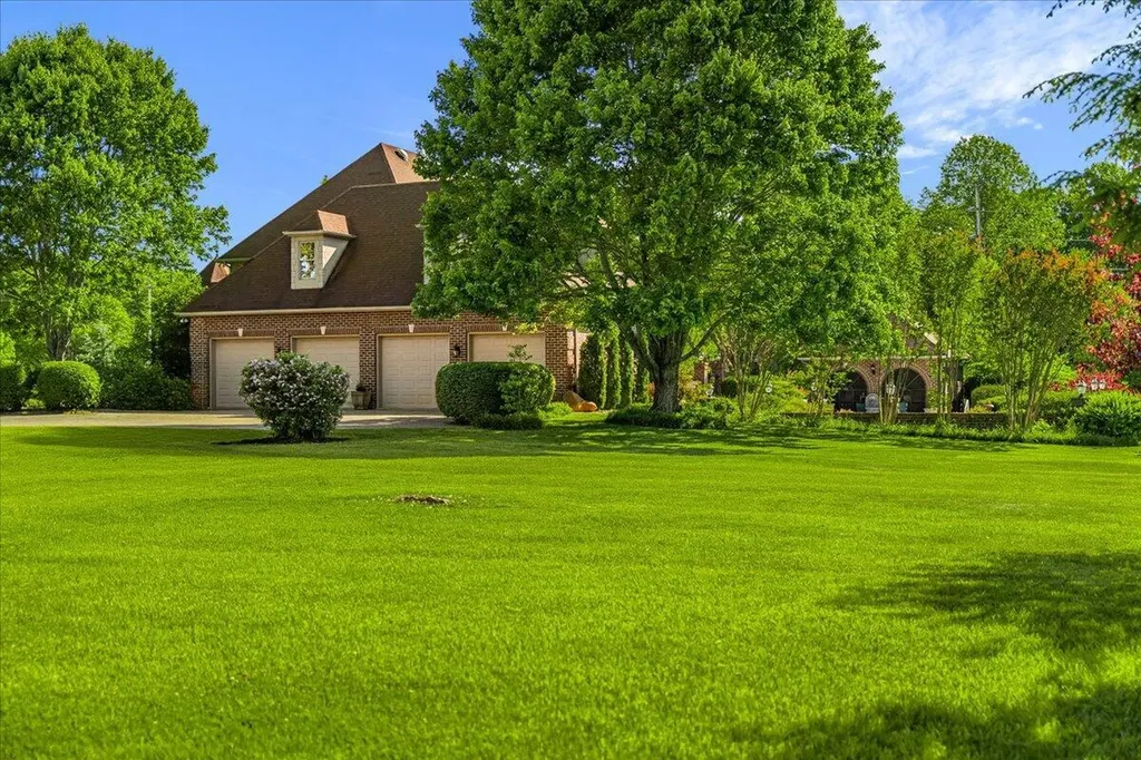 602 Cecil Wyatt Road Corbin KY 40701