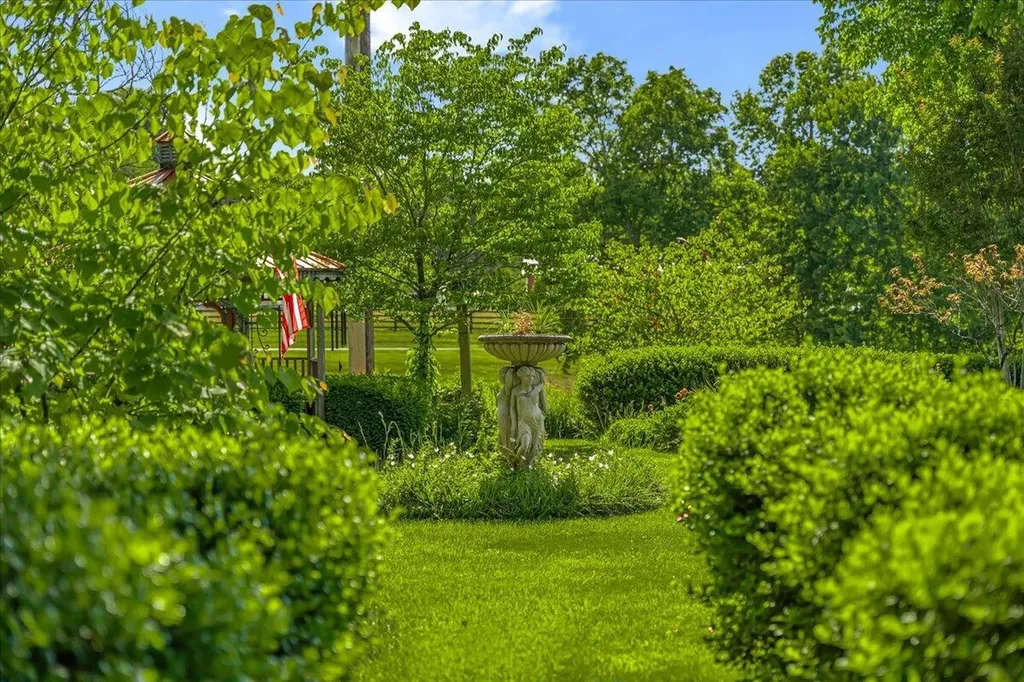 602 Cecil Wyatt Road Corbin KY 40701
