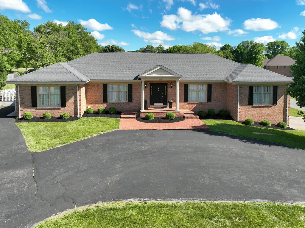 897 Turkey Foot Road Lexington KY 40502