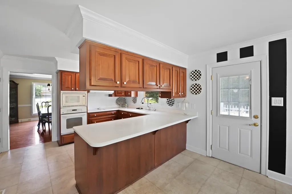 897 Turkey Foot Road Lexington KY 40502