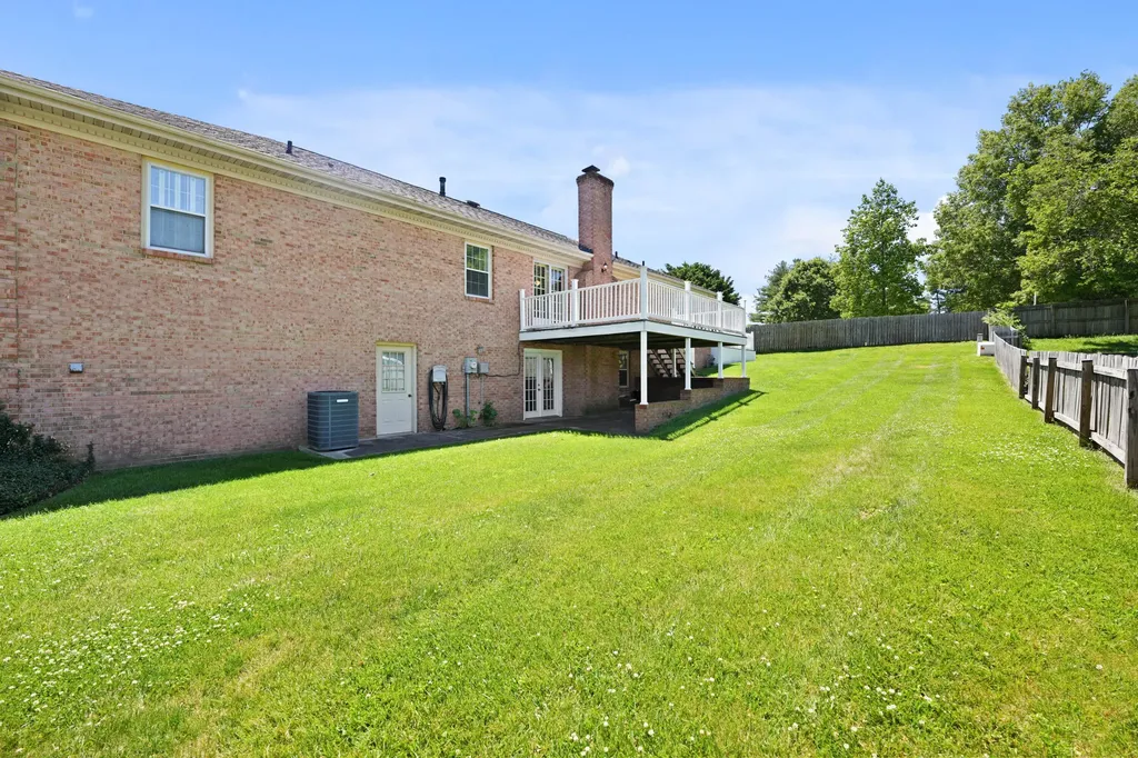 897 Turkey Foot Road Lexington KY 40502