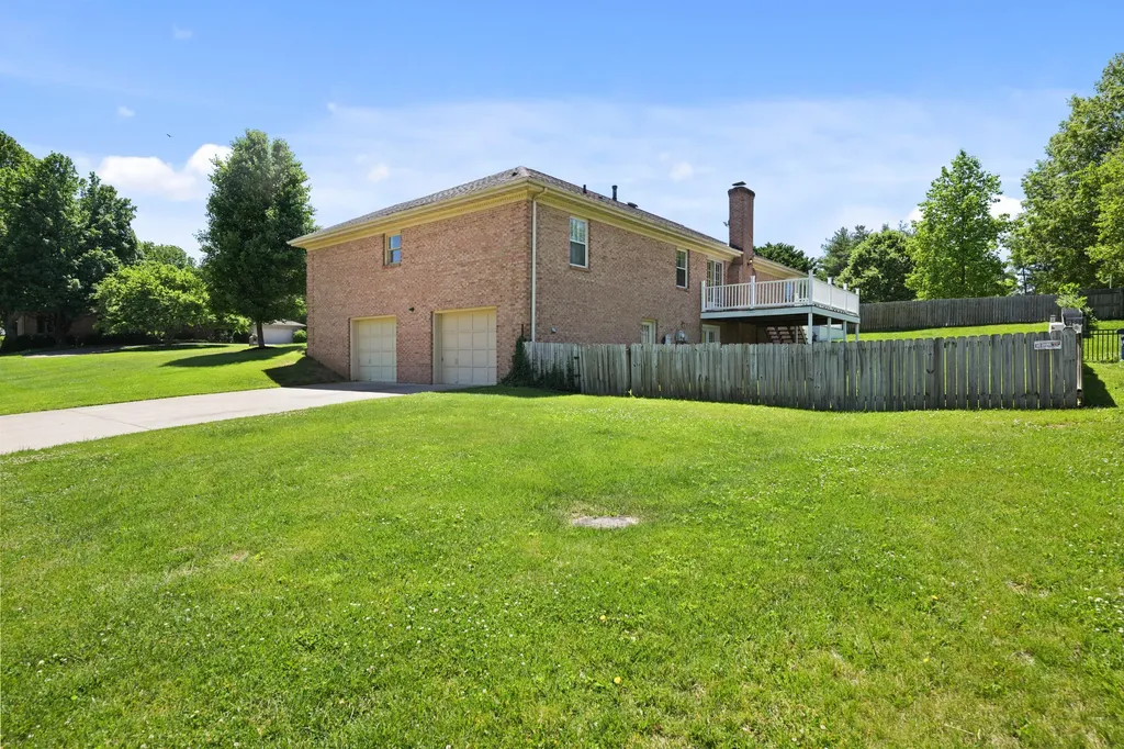 897 Turkey Foot Road Lexington KY 40502