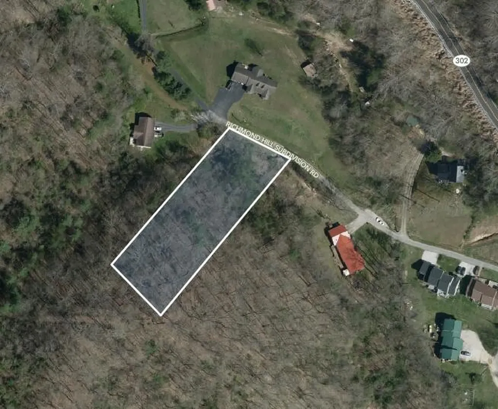 Lots 26, 27 Richmond Hill Estates Van Lear KY 41265