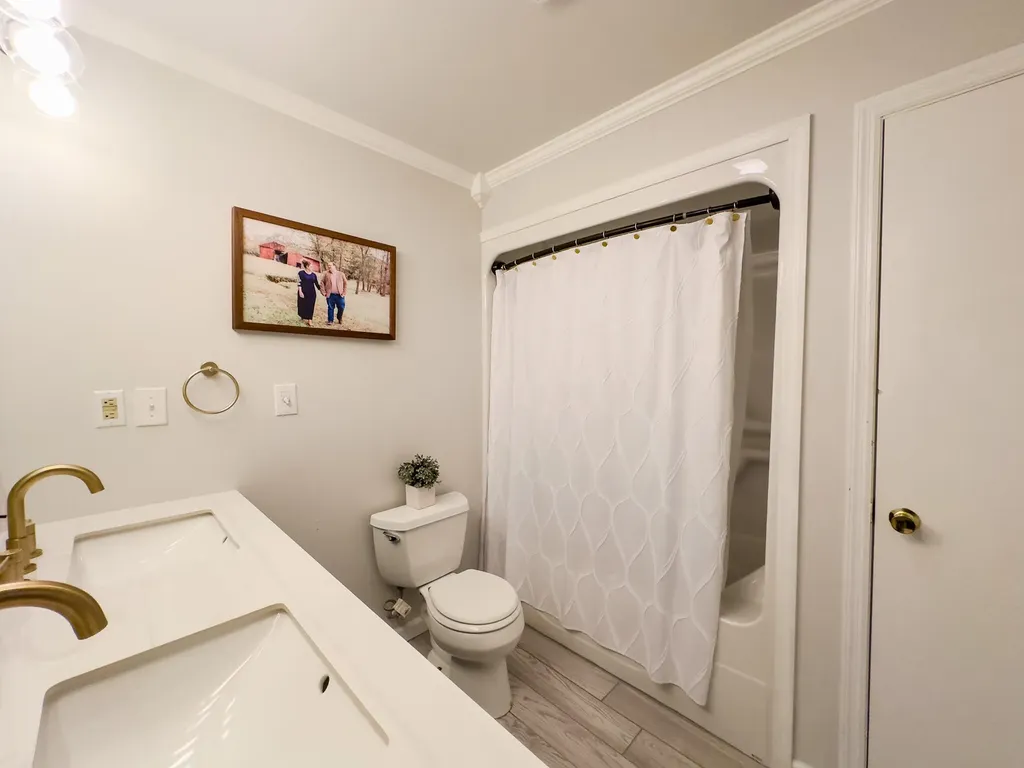 250 Peters Road Mckee KY 40447