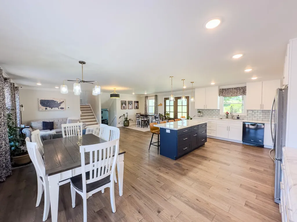 250 Peters Road Mckee KY 40447
