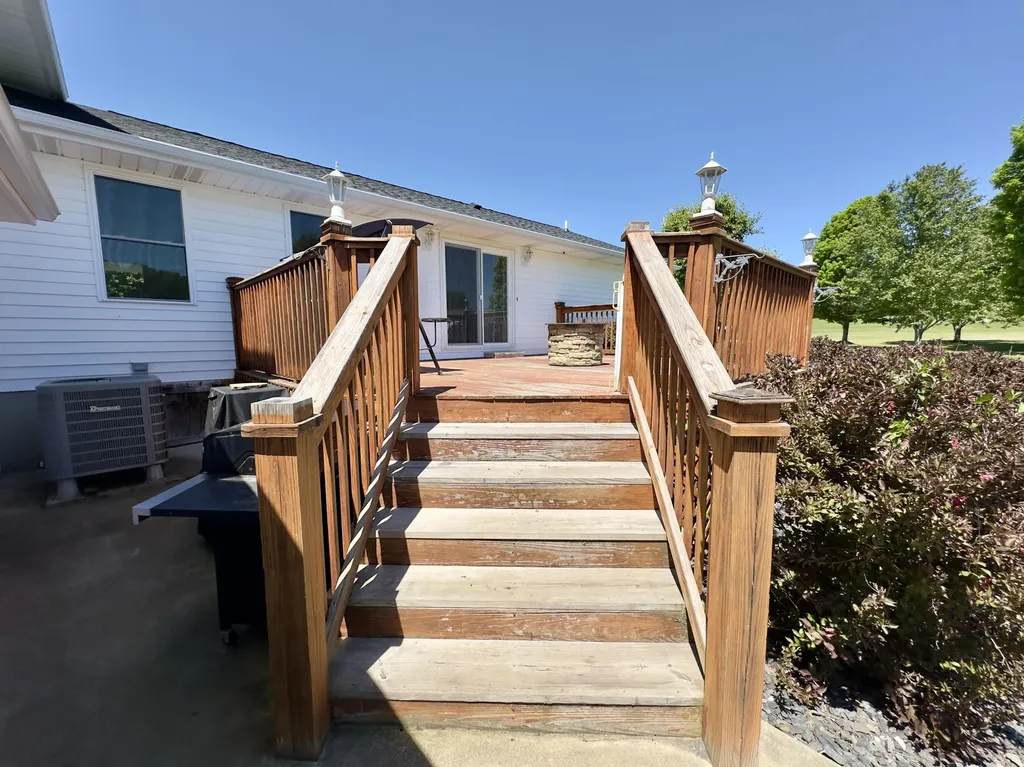 250 Peters Road Mckee KY 40447