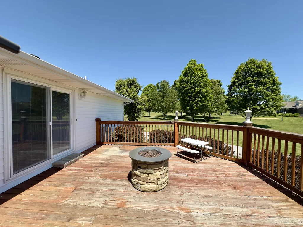 250 Peters Road Mckee KY 40447