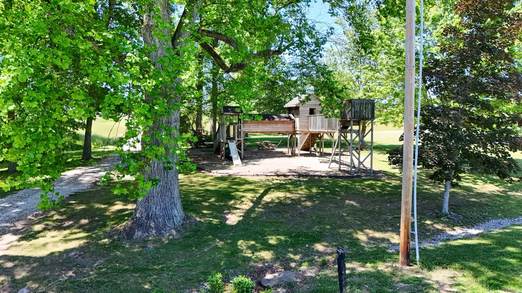250 Peters Road Mckee KY 40447