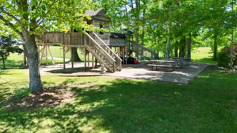 250 Peters Road McKee KY 40447