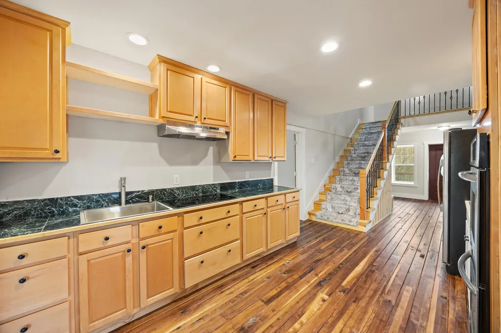 4646 Hinton-webber Road Corinth KY 41010