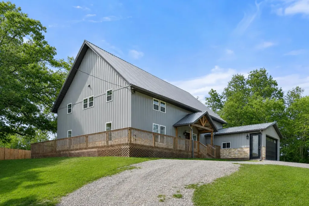 4646 Hinton-webber Road Corinth KY 41010