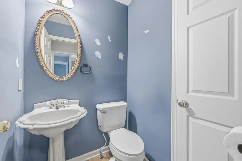 115 S Hill Road Versailles KY 40383