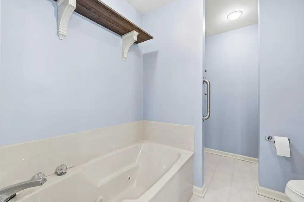 115 S Hill Road Versailles KY 40383