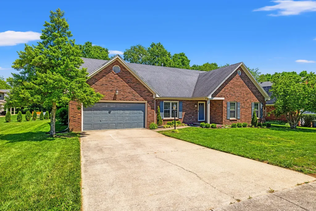 115 S Hill Road Versailles KY 40383