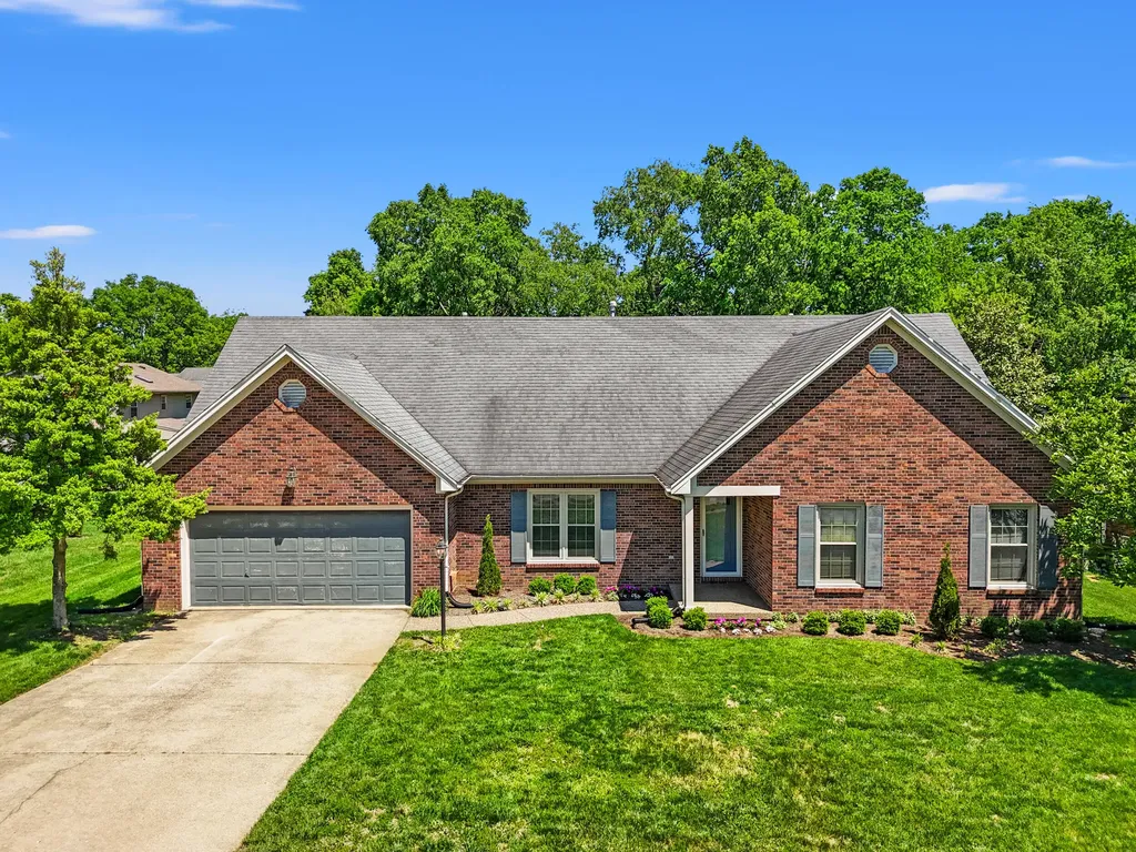 115 S Hill Road Versailles KY 40383