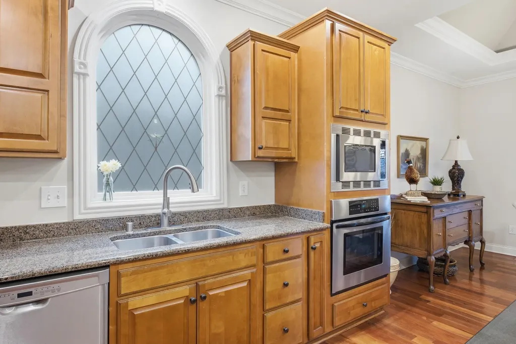 3869 Ormesby Place Lexington KY 40515