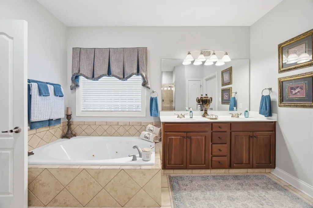 3869 Ormesby Place Lexington KY 40515