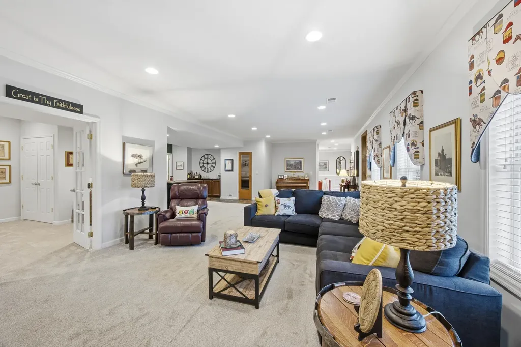 3869 Ormesby Place Lexington KY 40515