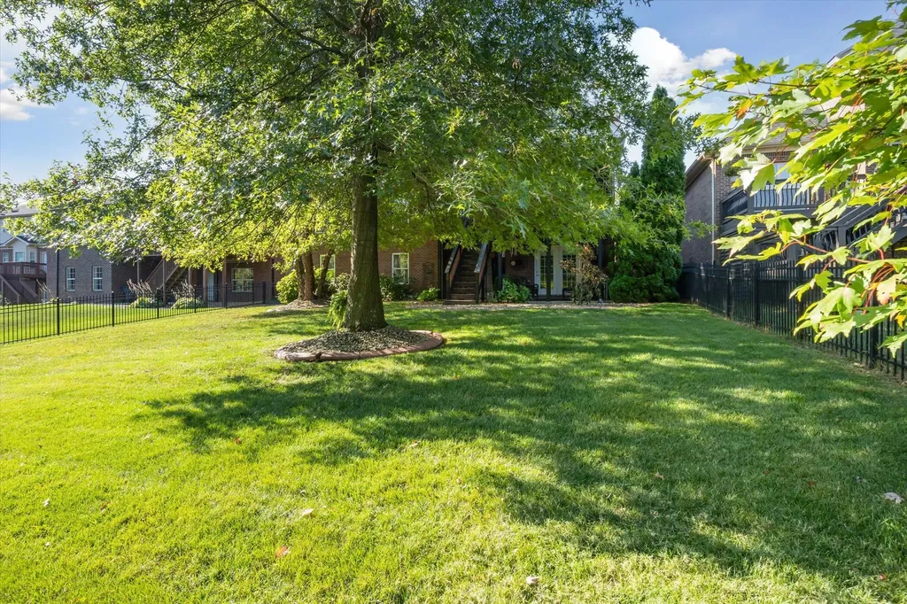 3869 Ormesby Place Lexington KY 40515