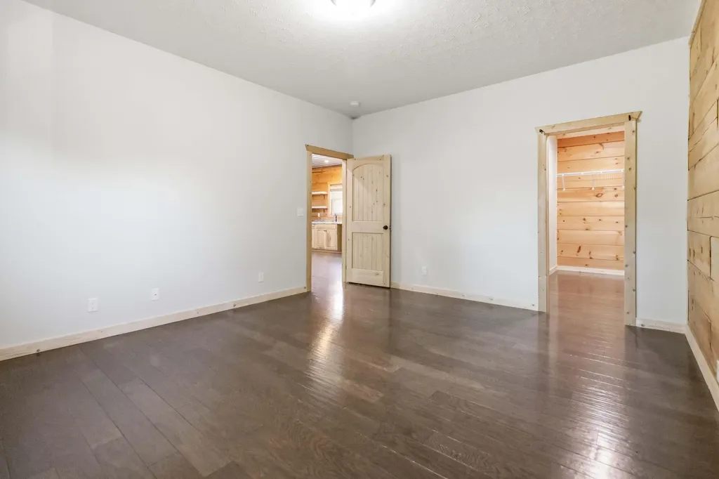196 Cecil Smith Road Hustonville KY 40437