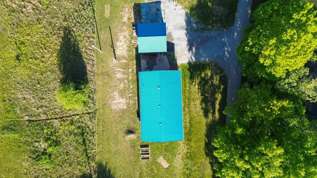 196 Cecil Smith Road Hustonville KY 40437