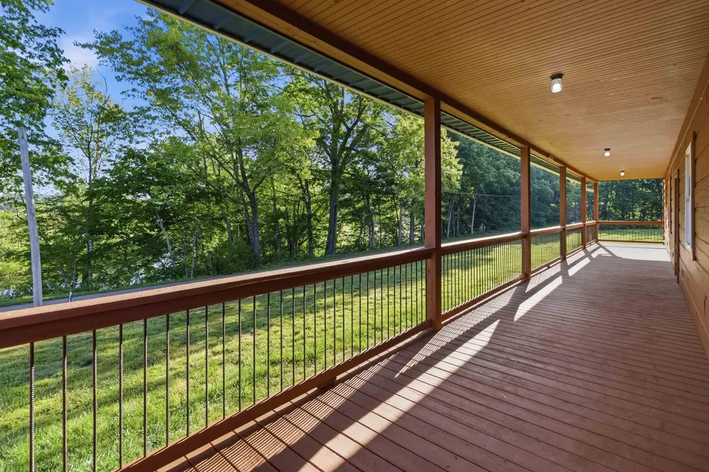 196 Cecil Smith Road Hustonville KY 40437