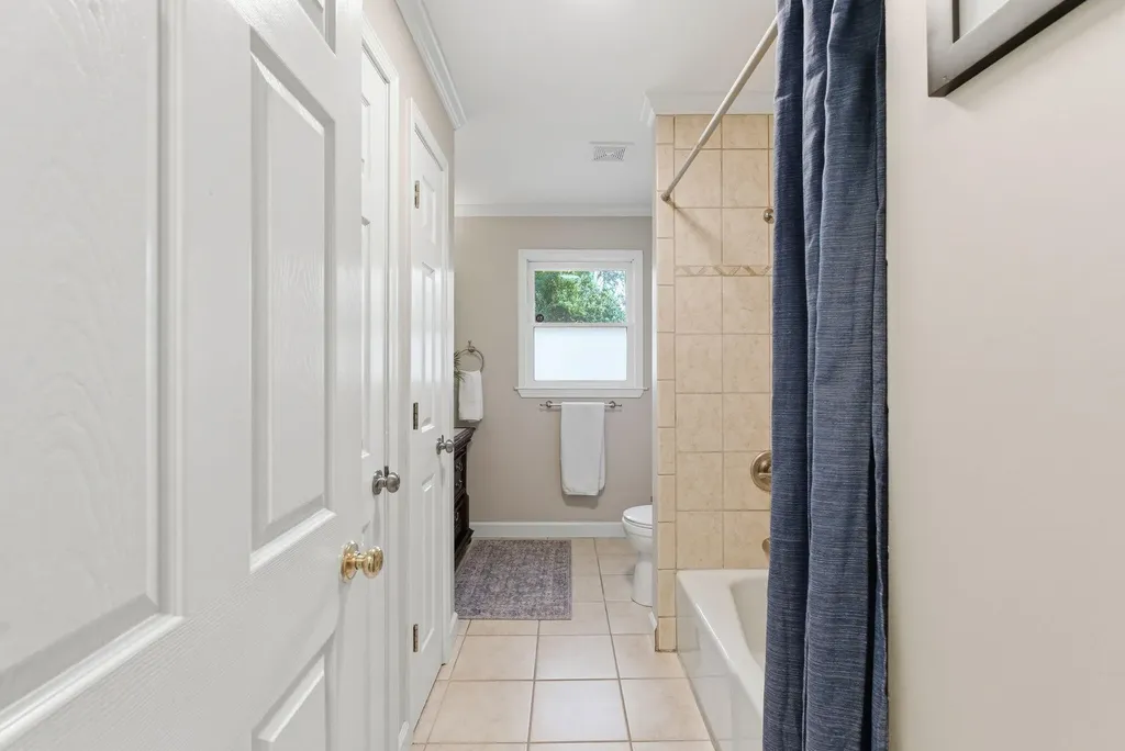 3028 Arrowhead Drive Lexington KY 40503