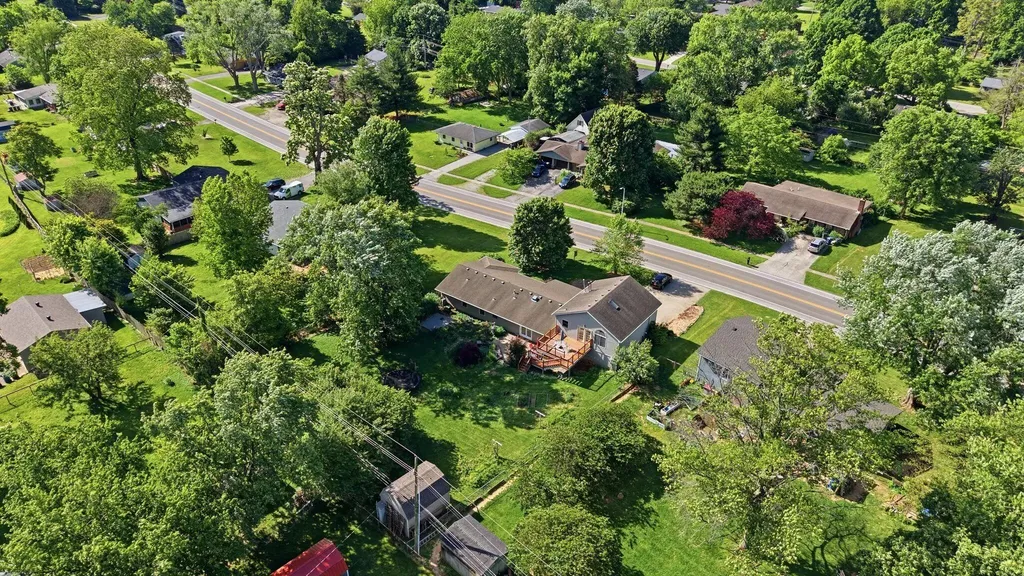 3028 Arrowhead Drive Lexington KY 40503