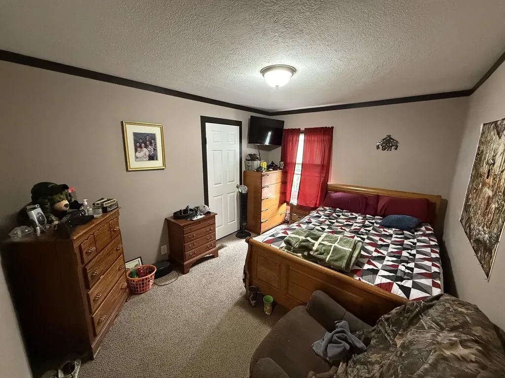 1729 Calico Road Berea KY 40403