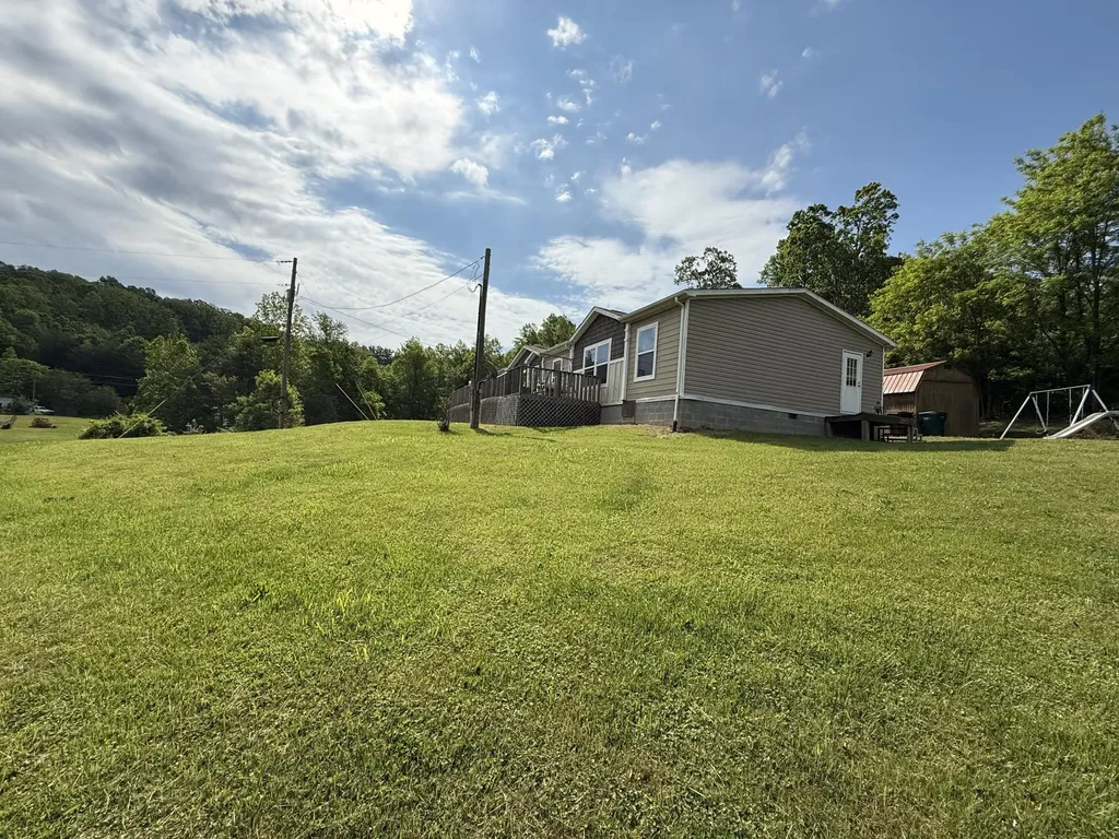 1729 Calico Road Berea KY 40403