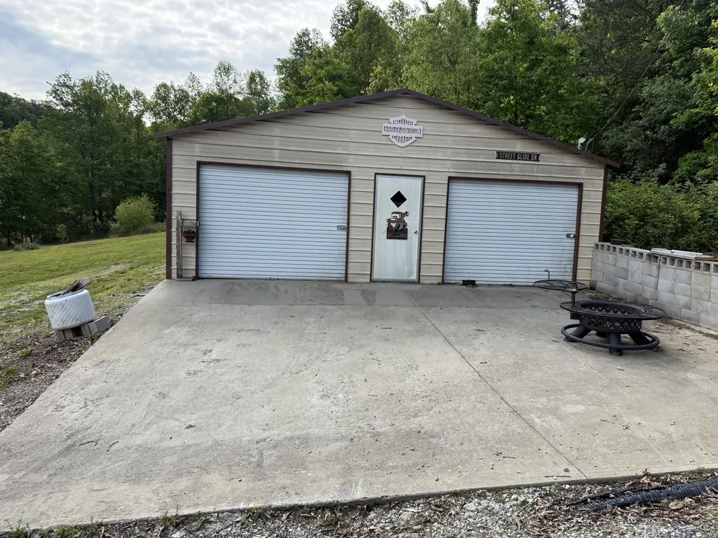 1729 Calico Road Berea KY 40403