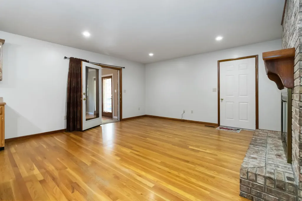 24 Beehive Lane Corbin KY 40701