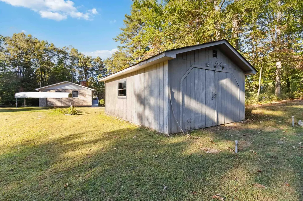 24 Beehive Lane Corbin KY 40701