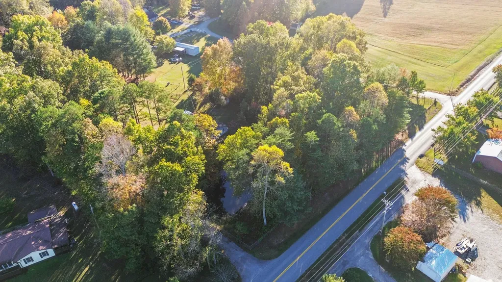 24 Beehive Lane Corbin KY 40701