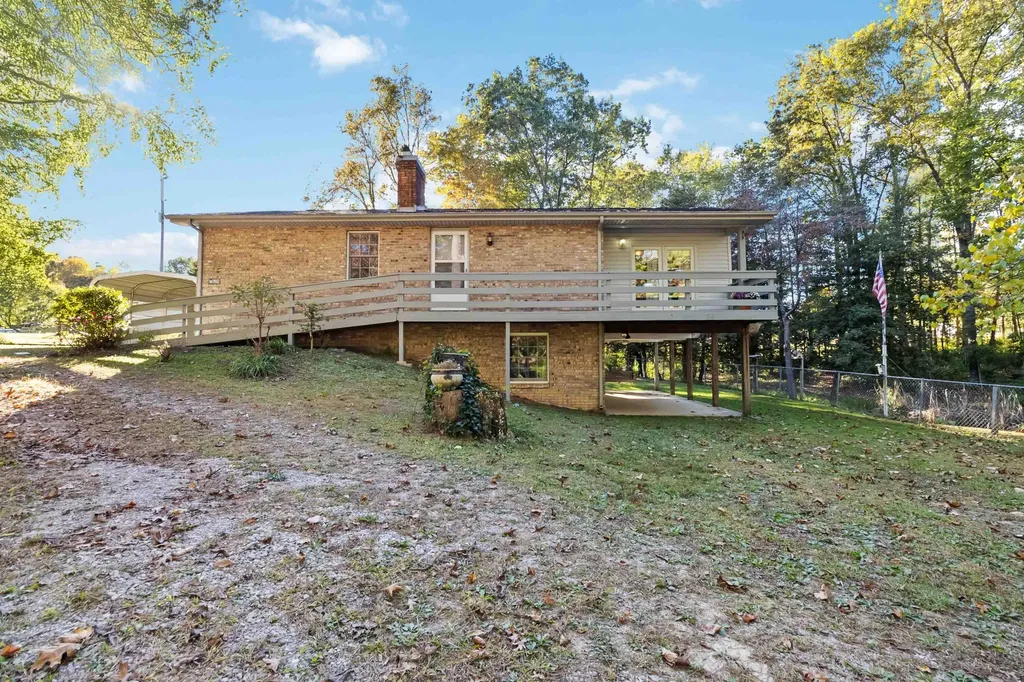 24 Beehive Lane Corbin KY 40701