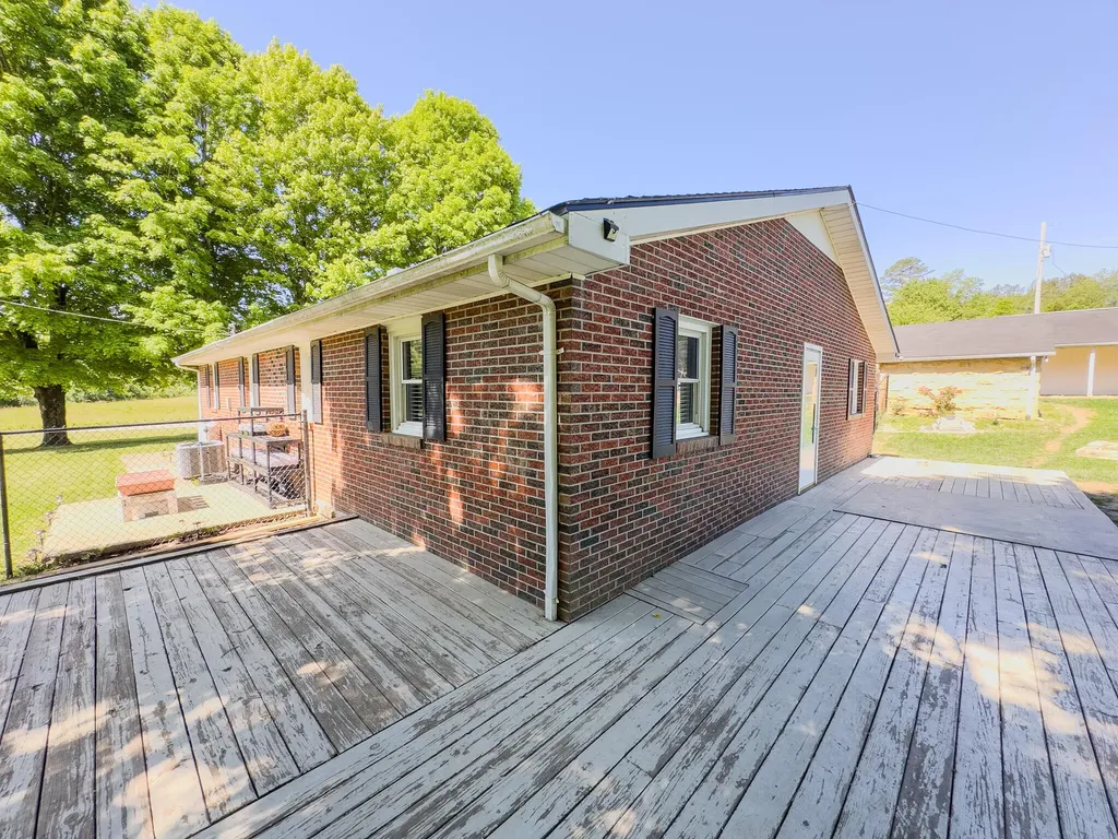 2481 Mccammon Ridge Road Mckee KY 40447