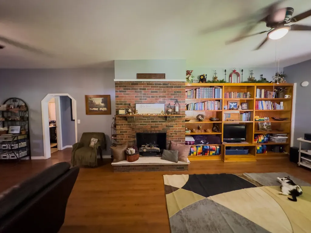 2481 Mccammon Ridge Road Mckee KY 40447