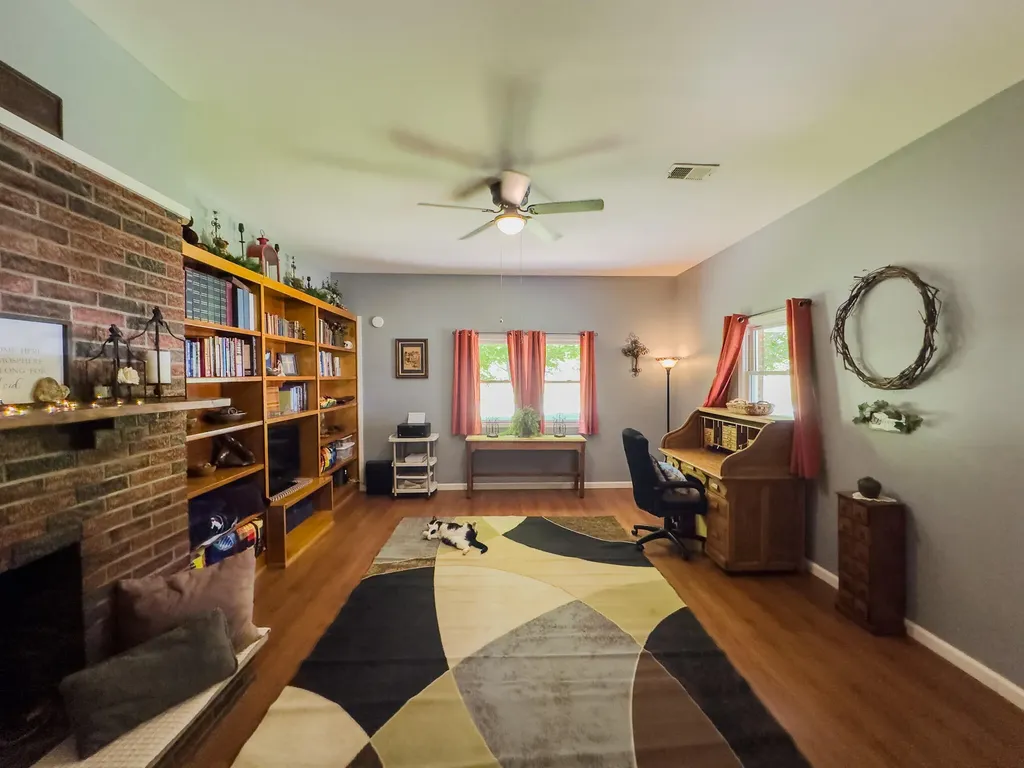 2481 Mccammon Ridge Road Mckee KY 40447