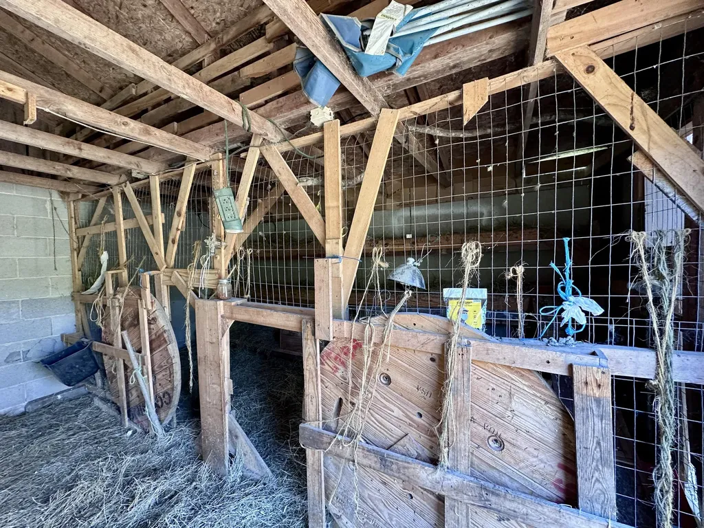 2481 Mccammon Ridge Road Mckee KY 40447