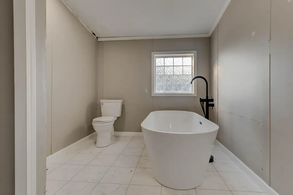 2555 Prewitt Pike Mt Sterling KY 40353