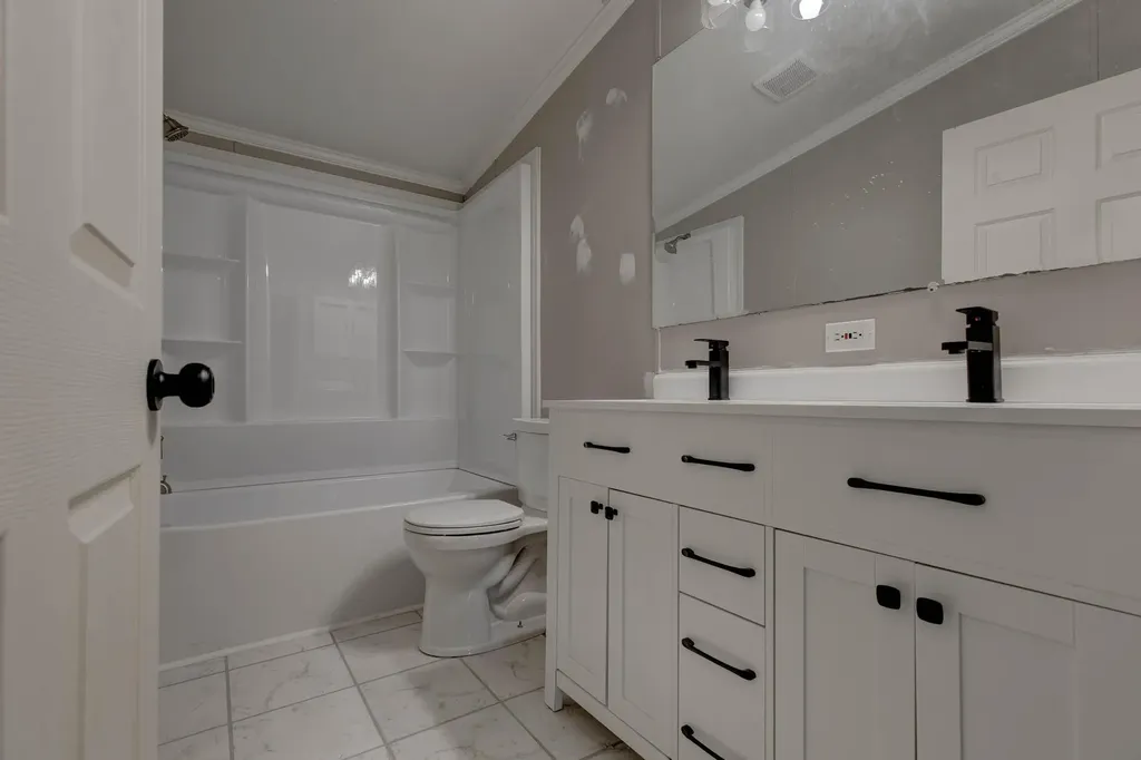 2555 Prewitt Pike Mt Sterling KY 40353