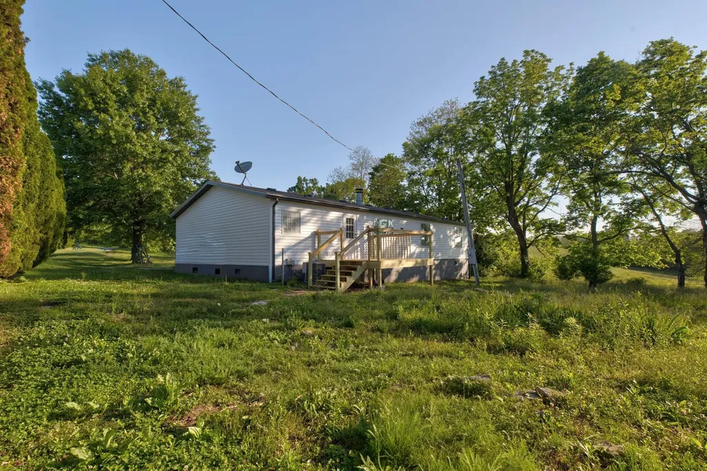 2555 Prewitt Pike Mt Sterling KY 40353