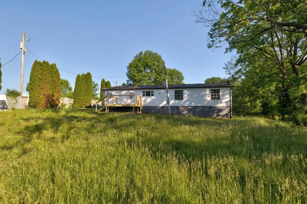 2555 Prewitt Pike Mt Sterling KY 40353