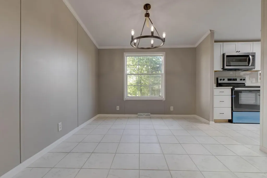 2555 Prewitt Pike Mt Sterling KY 40353