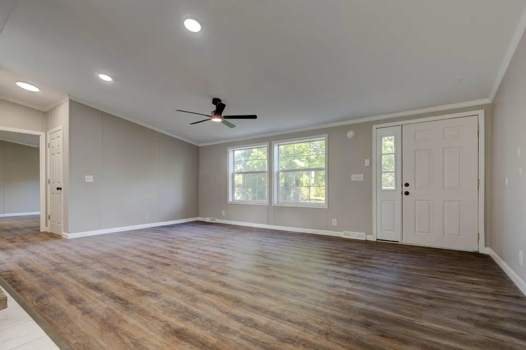 2555 Prewitt Pike Mt Sterling KY 40353