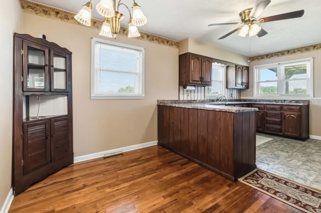1571 Wyan Road London KY 40744