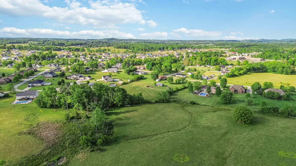1571 Wyan Road London KY 40744