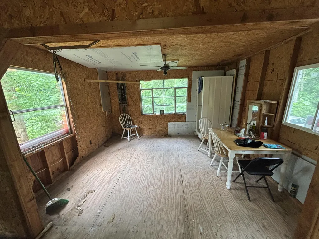 672 Sugar 2 Road Nancy KY 42544