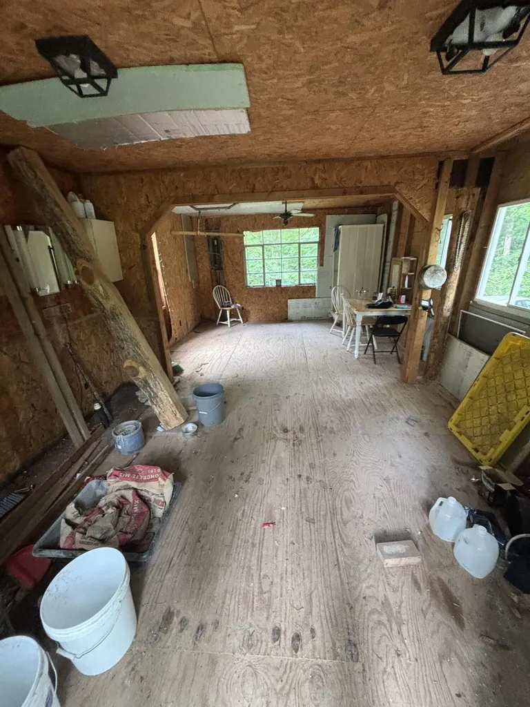 672 Sugar 2 Road Nancy KY 42544